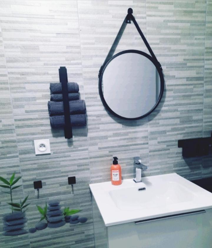 Appartement Le Moderne Ideal Pour Couples Et Professionnels オルナン エクステリア 写真