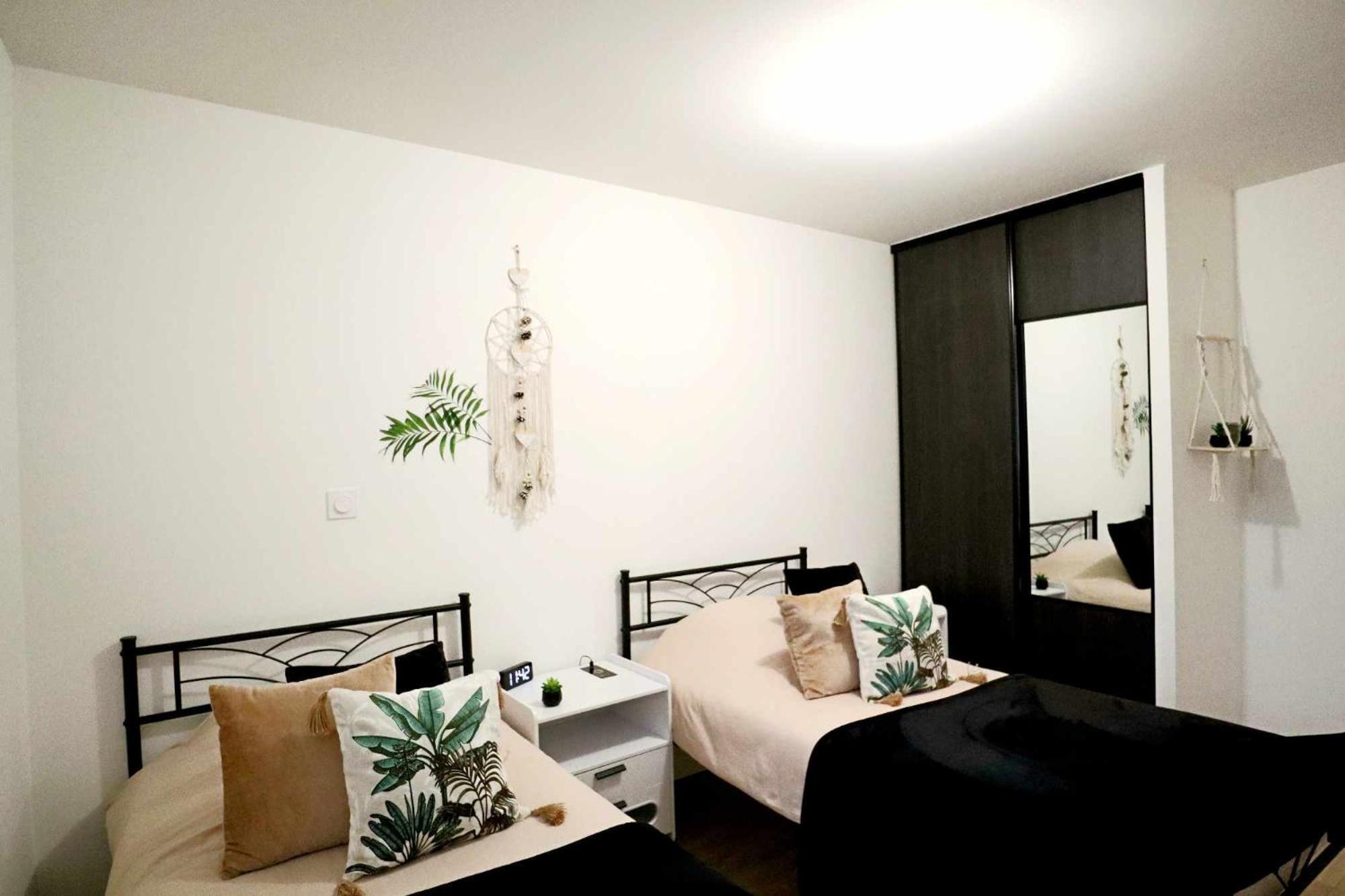 Appartement Le Moderne Ideal Pour Couples Et Professionnels オルナン エクステリア 写真